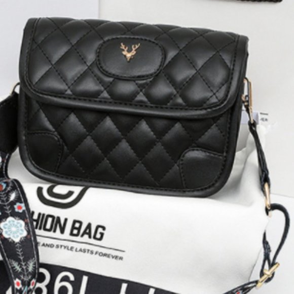 Casual portable messenger bag